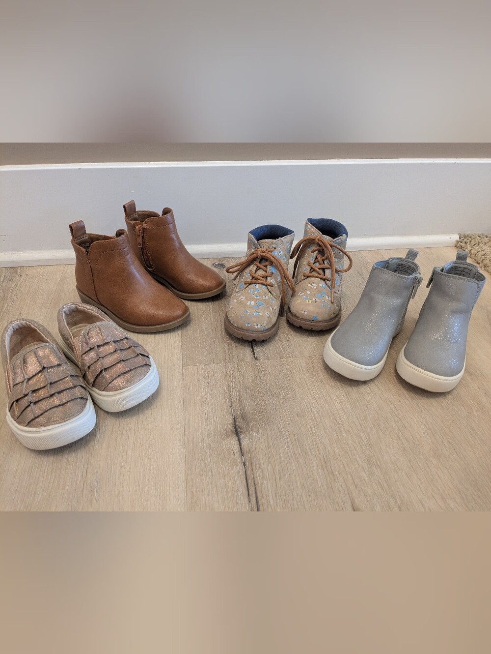 4️⃣ Pair Of Girls Shoes Bundle: Ankle Boots & Slip On Sneakers; Size 7 Toddler